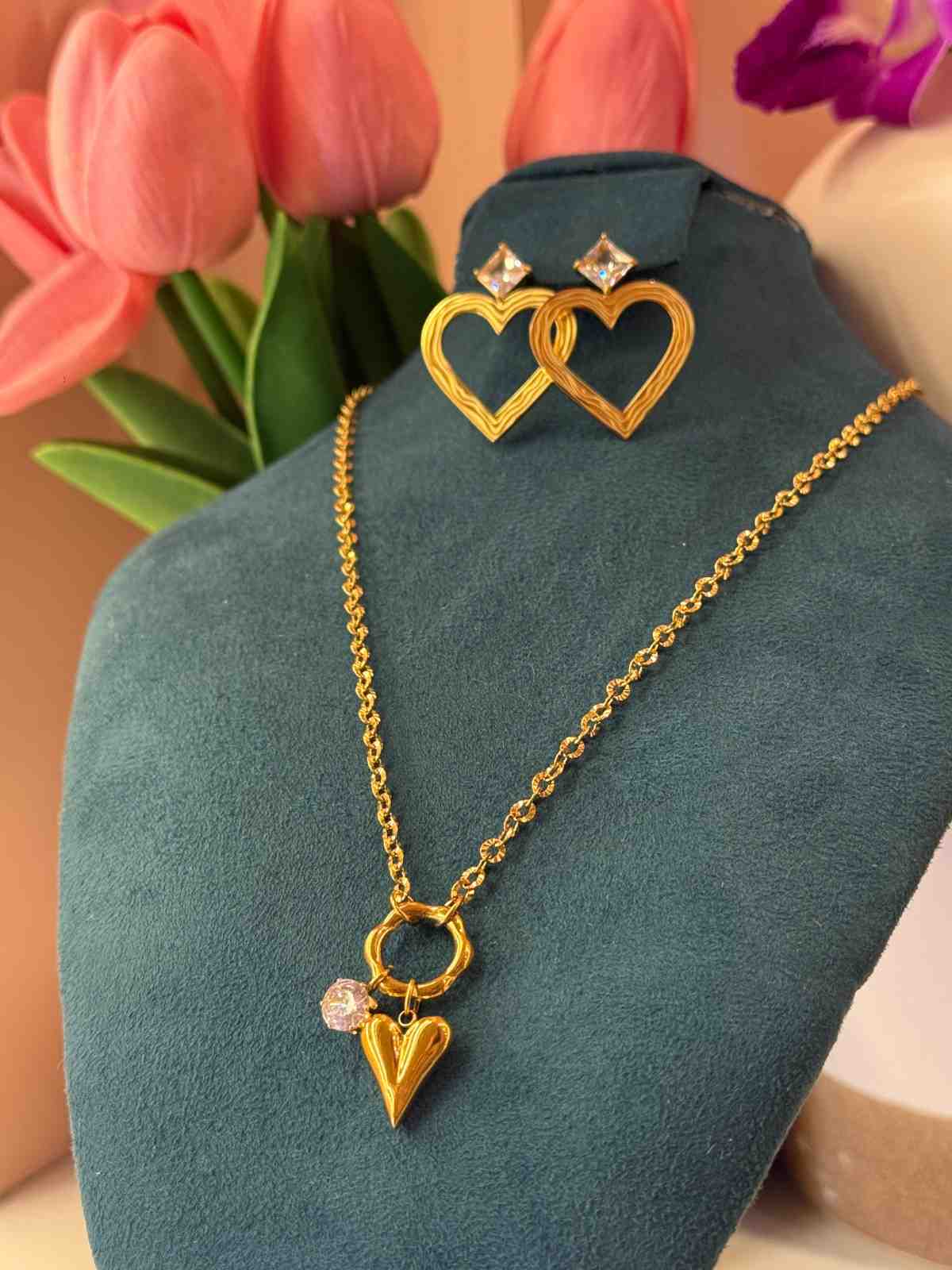 The 'Coeur Entrelacé' Set